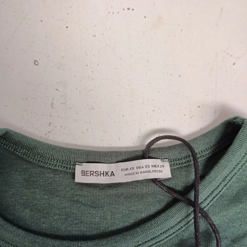 BERSHKA GREEN LONG-SLEEVE TOP – UK 6 (EU XS), MADE IN BANGLADESH