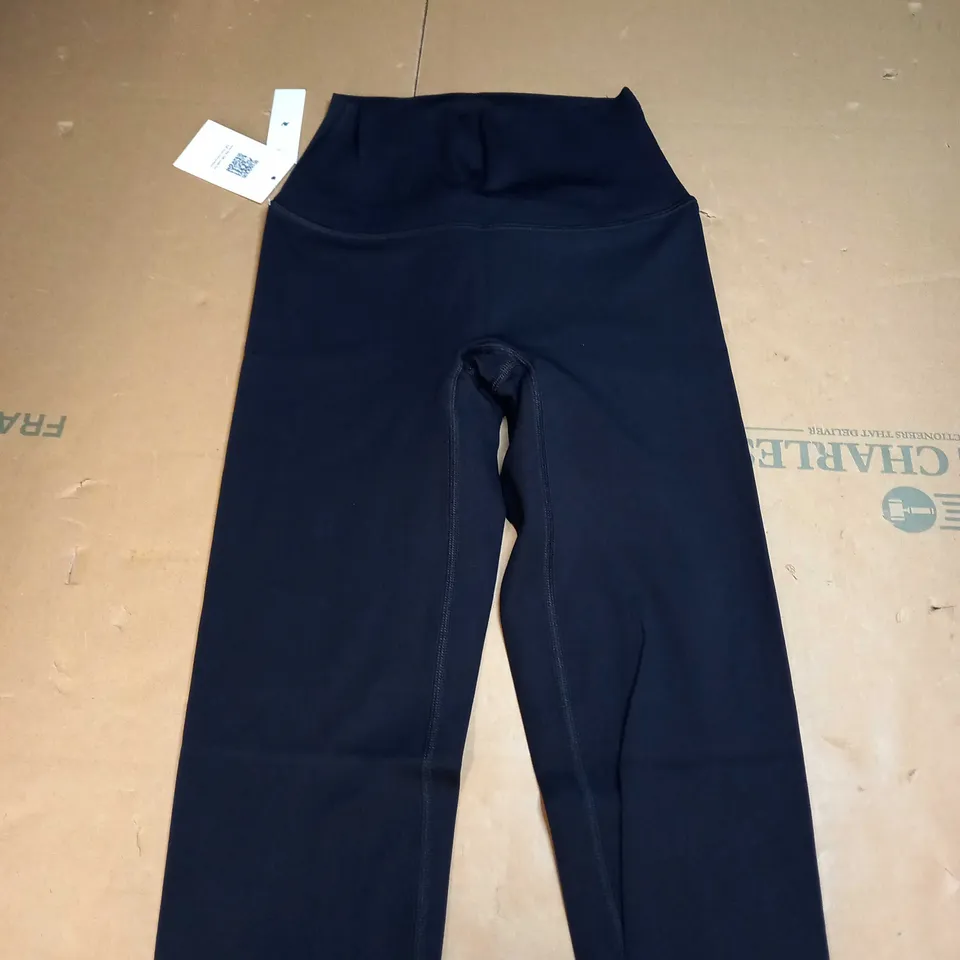 ANOTHER VERSION #SHEWEARINGAV GYM PANTS - UK SMALL