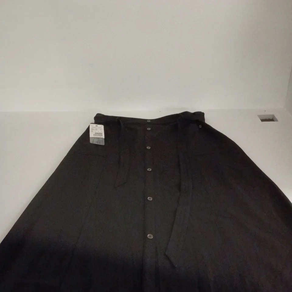 BARBARA LEBEK WOMEN'S BLACK BUTTON-FRONT BELTED SKIRT, UK 18 (EU 44)