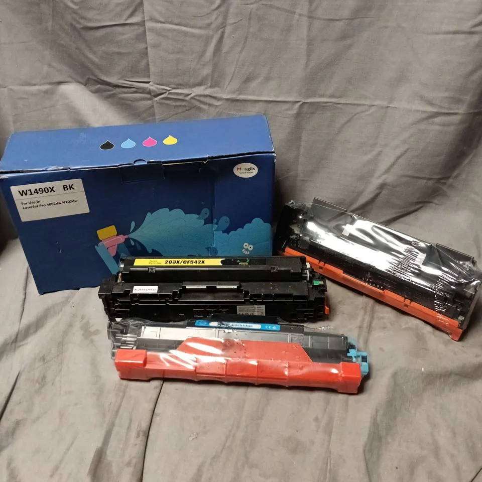 BOX OF APPROXIMATELY 15 ASSORTED TONER AND PRINTER CARTRIDGE ITEMS 
