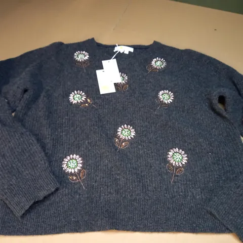 BODEN JUMPER WITH FLORAL EMBROIDED CRYSTAL EFFECT DESIGN IN GREY - UK 16
