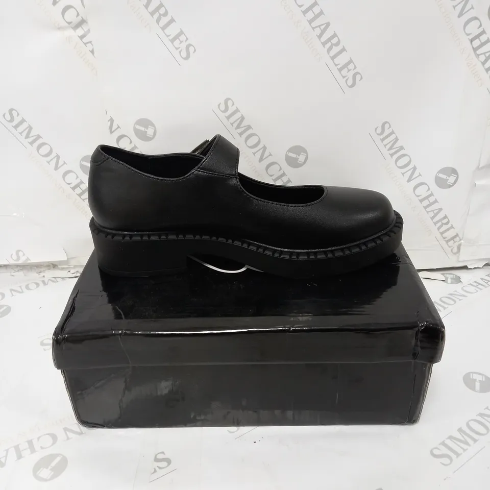 BOXED KISHI TALE BLACK MARY JANES BOOTS - 6