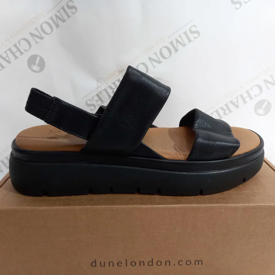 BOXED PAIR OF DUNE BLACK LEATHER PLATFORM SANDALS - SIZE 6