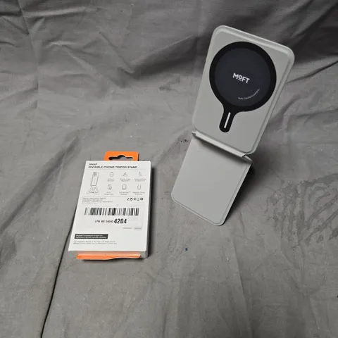 MOFT INVISIBLE PHONE TRIPOD STAND – PORTABLE PHONE STAND, GREY (BOXED)
