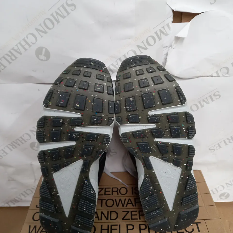 NIKE AIR HUARACHE CRATER TRAINERS SIZE 9.5