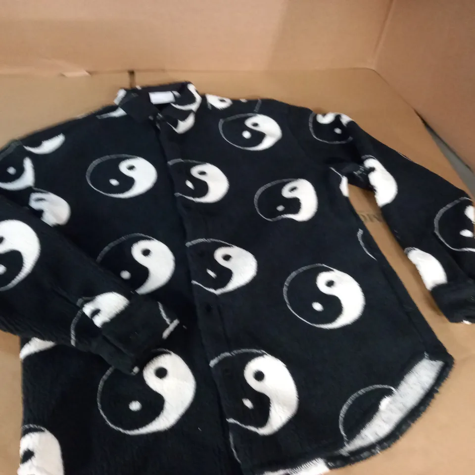 ASOS YIN YANG FLEECE SHIRT - S