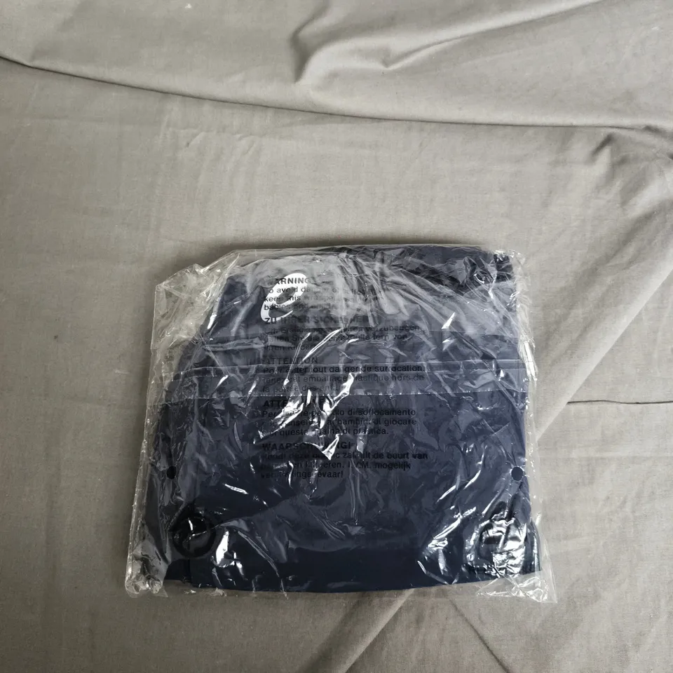ASICS CORE 7IN SHORT RUNNING SHORTS – MEN’S XS, MIDNIGHT NAVY