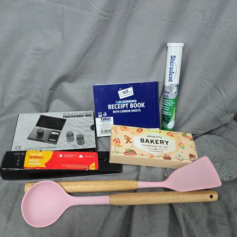 APPROXIMATELY 15 ASSORTED HOUSEHOLD ITEMS TO INCLUDE BAKERY FRAGRANCE OIL SET, RECEIPT BOOK, AMTECH WOOD WEDGE, ETC