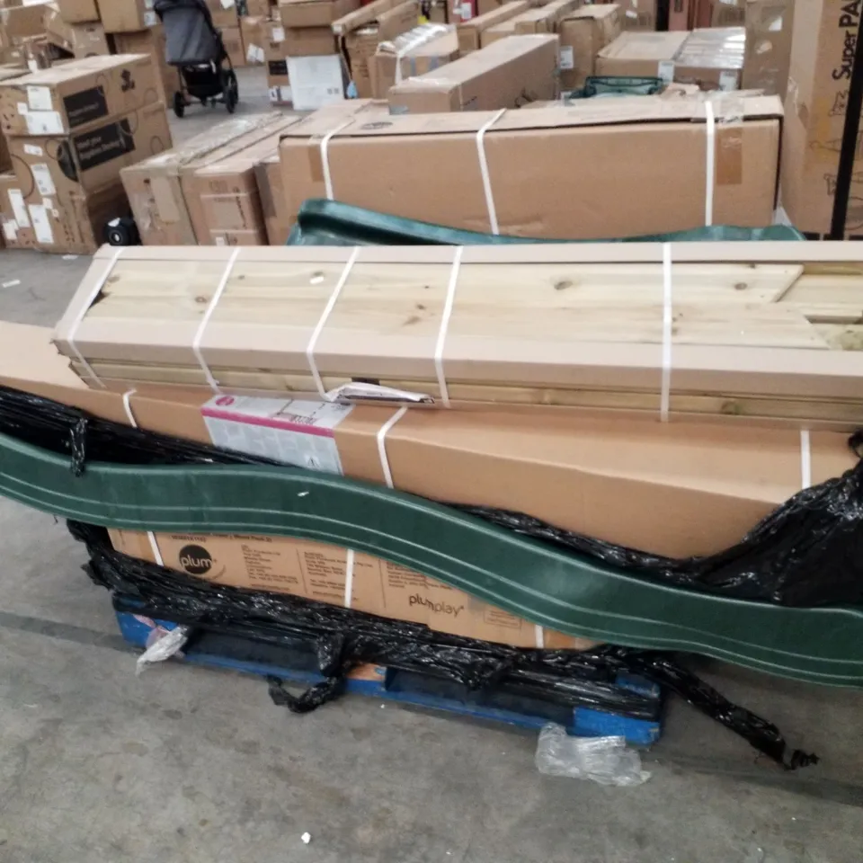 PALLET CONTAINING ASSORTED PLUM LOOKOUTS TOWER PARTS