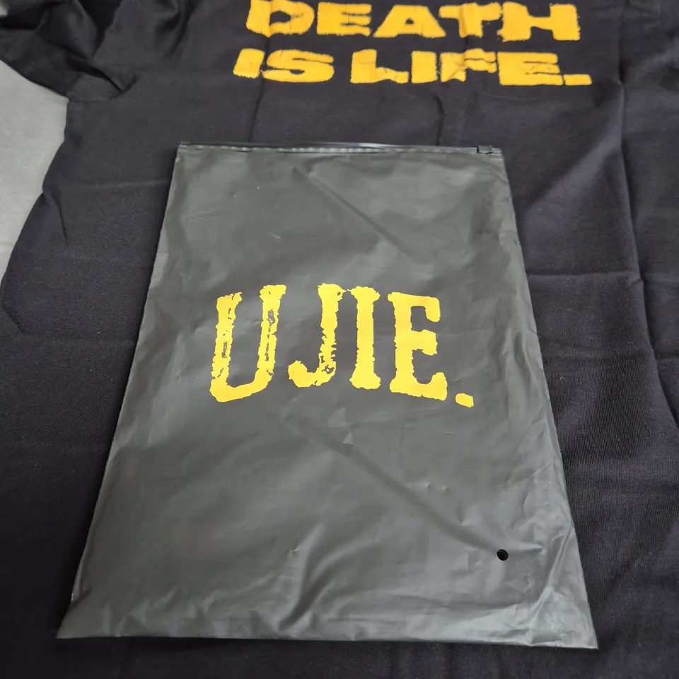 UJIE VANESSA BLACK T-SHIRT – DEATH IS LIFE PRINT – UK SIZE S