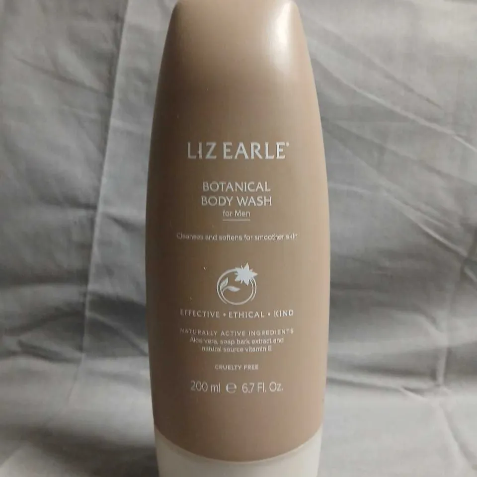 LIZ EARLE BOTANICAL BODY WASH FOR MEN – 200 ML