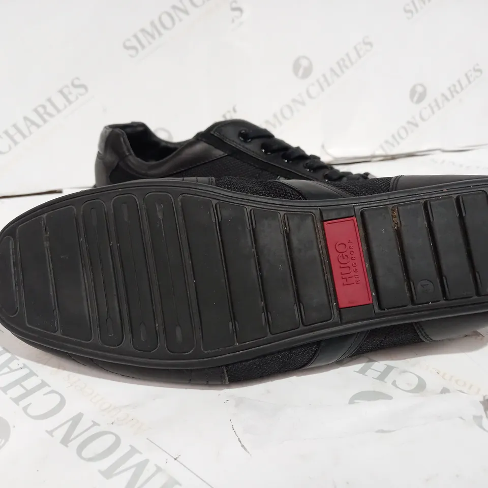 BOSS SATURN LOWP TRAINERS BLACK - SIZE UK 7.5