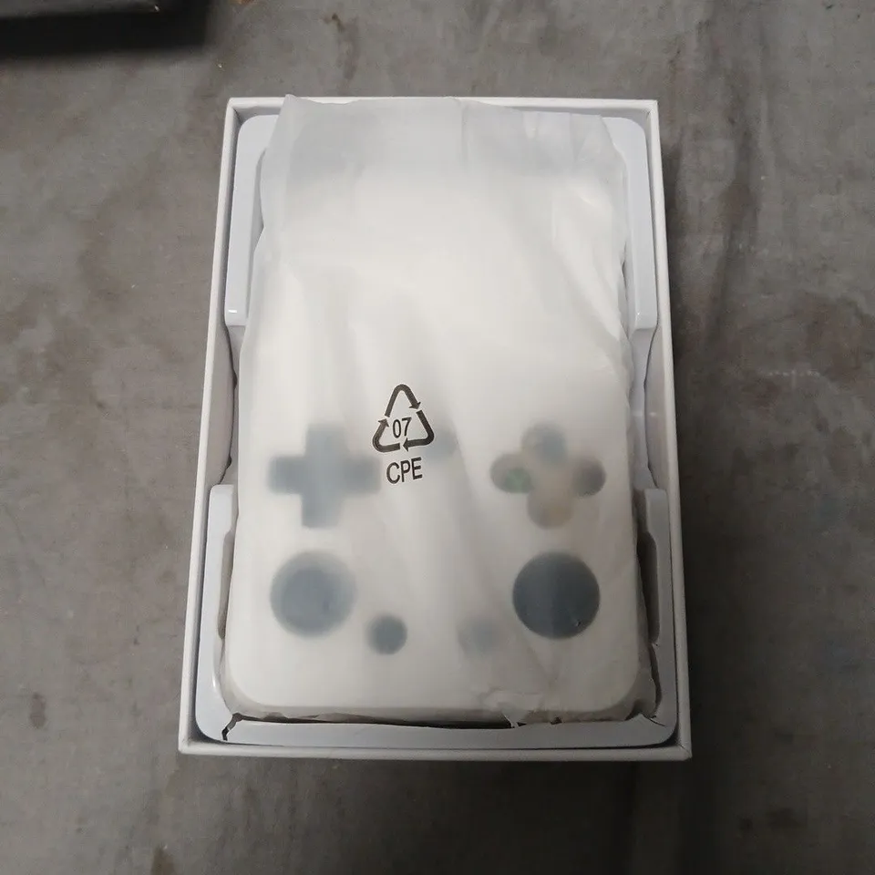 RG36 PRO HANDHELD GAME CONSOLE – BOXED