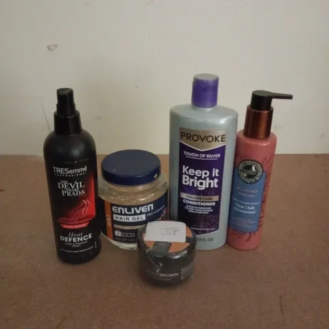 APPROXIMATELY 13 ASSORTED HEALTH & BEAUTY PRODUCTS TO INCLUDE PROVOKE KEEP IT BRIGHT, ENLIVEN HAIR GEL, BLAVANA BODY LOTION, ETC - COLLECTION ONLY