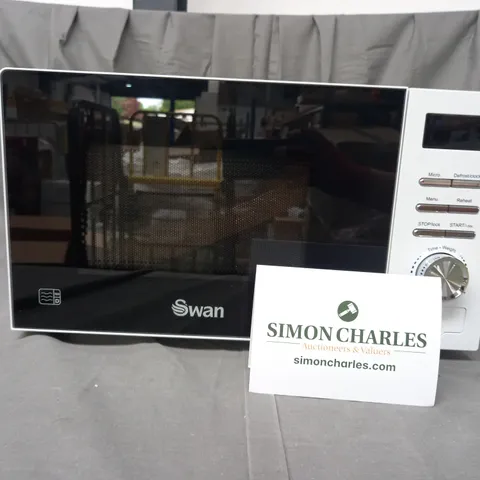 BOXED SWAN 20L 700W DIGITAL MICROWAVE - WHITE