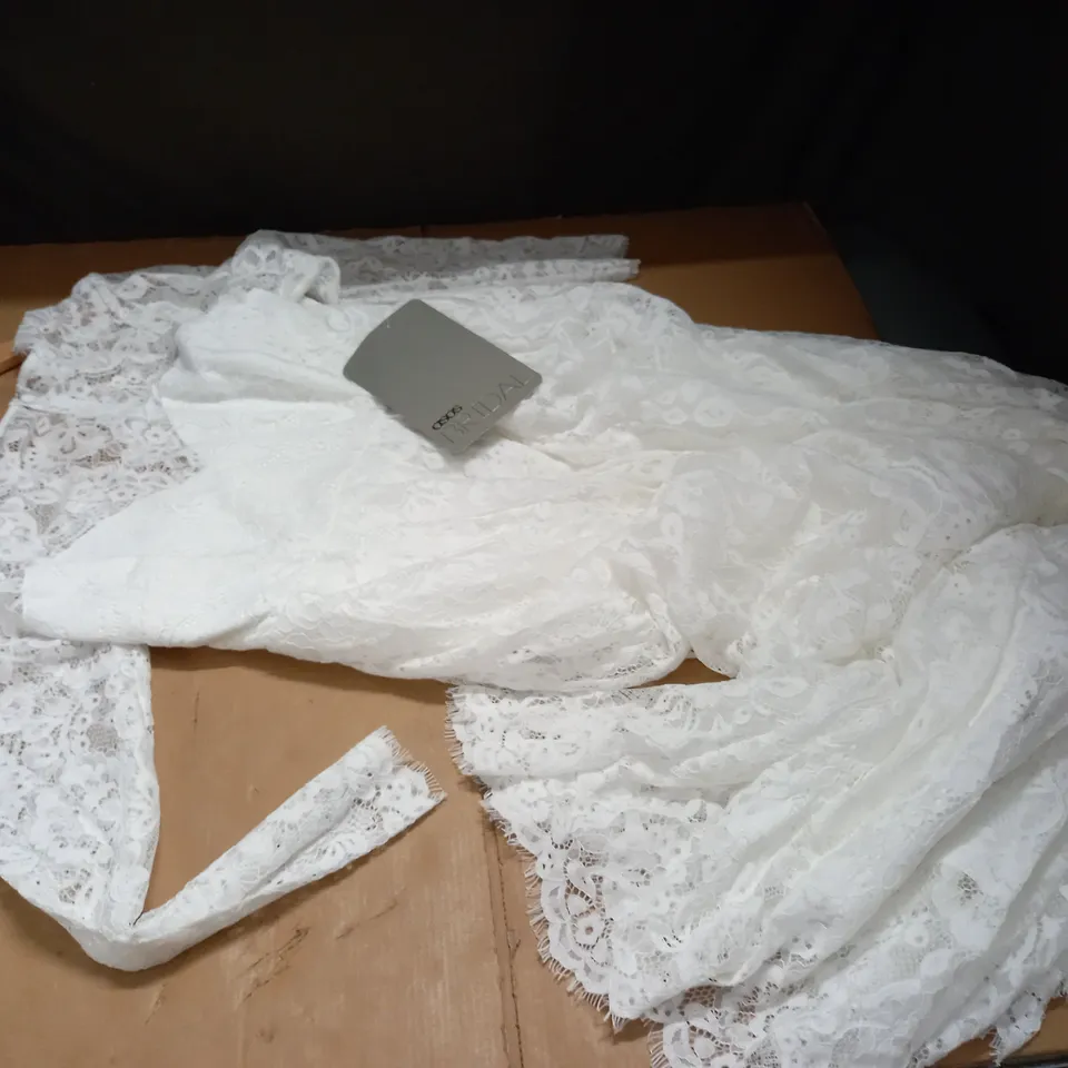 ASOS BRIDAL LACE WEDDING DRESS IN IVORY - UK 20