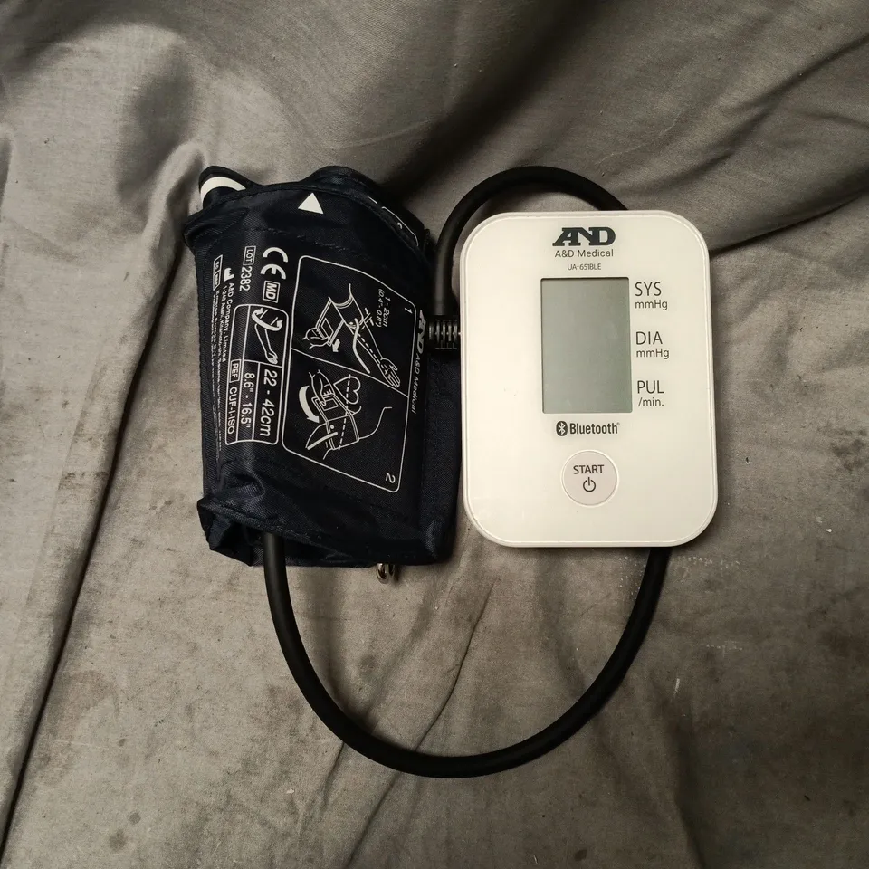 A&D UA-651BLE Digital Blood Pressure Monitor with cuff
