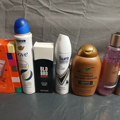 APPROXIMATELY 15 ASSORTED HEALTH & BEAUTY PRODUCTS TO INCLUDE SHAMPOOS, BYOMA AND DOVE