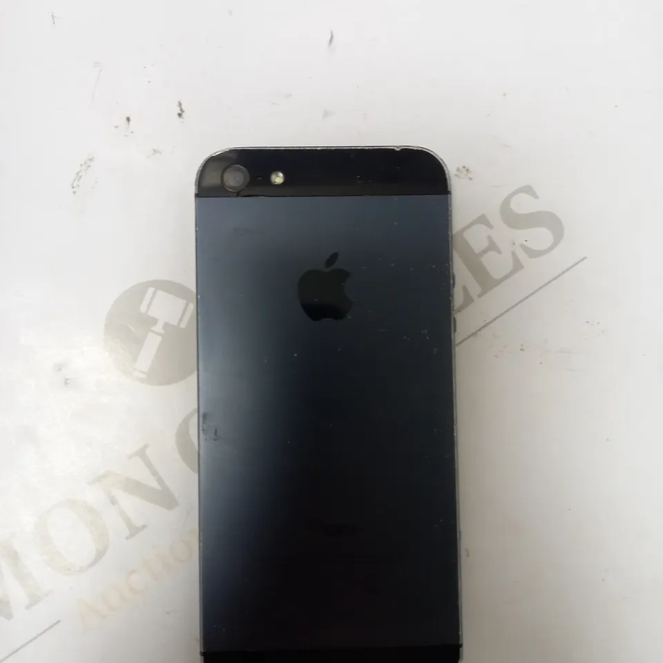 APPLE IPHONE 5