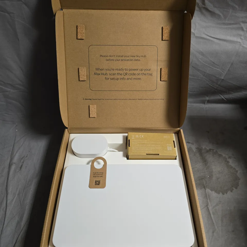 SKY HUB MAX ROUTER – WHITE, BOXED