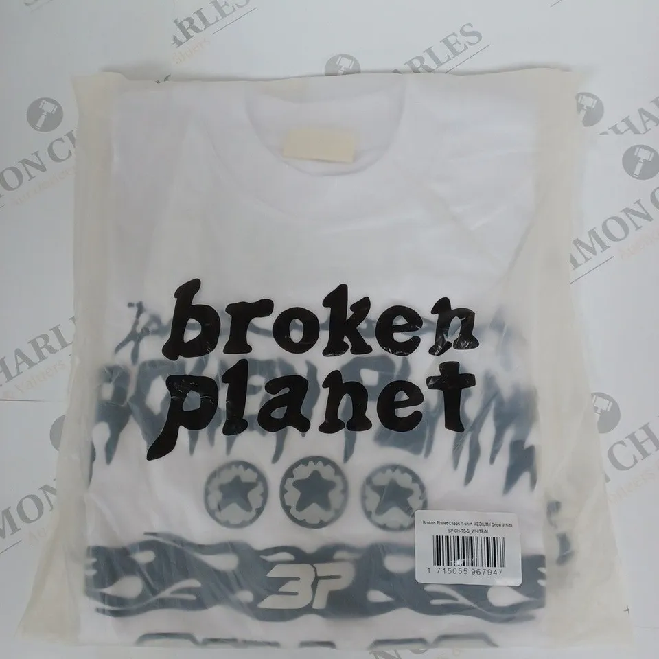 BROKEN PLANET CHAOS T-SHIRT IN SNOW WHITE SIZE M 