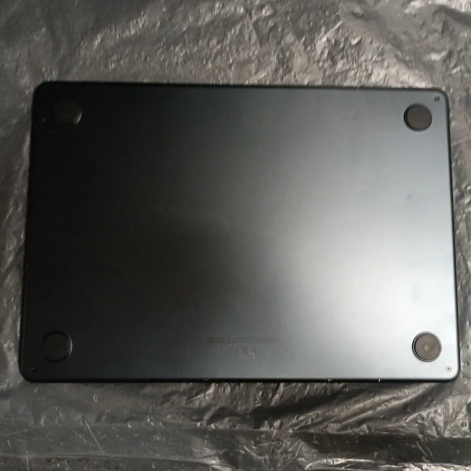 APPLE MACBOOK AIR M4 LAPTOP A3113