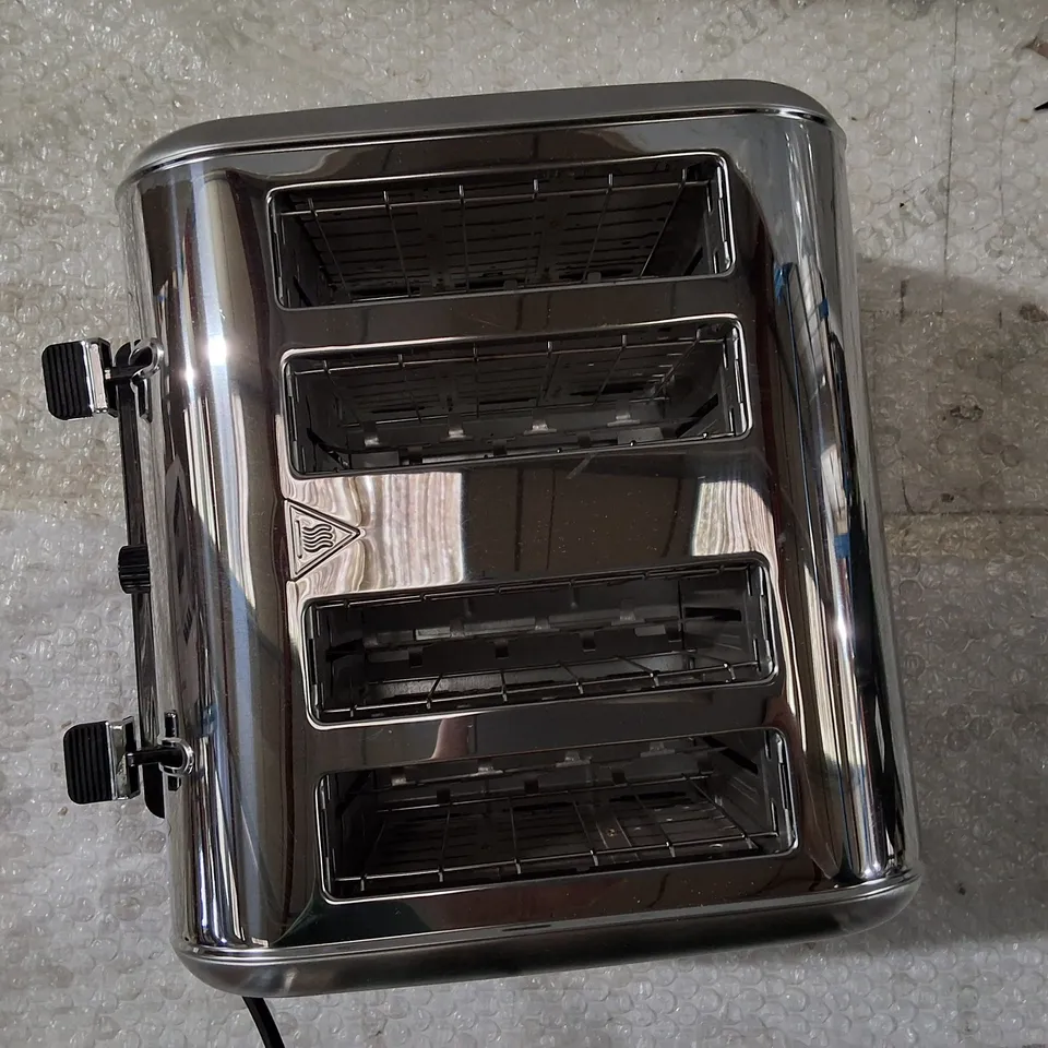 MORPHY RICHARDS 403VENTURE BRUSHED 4 SLICE TOASTER