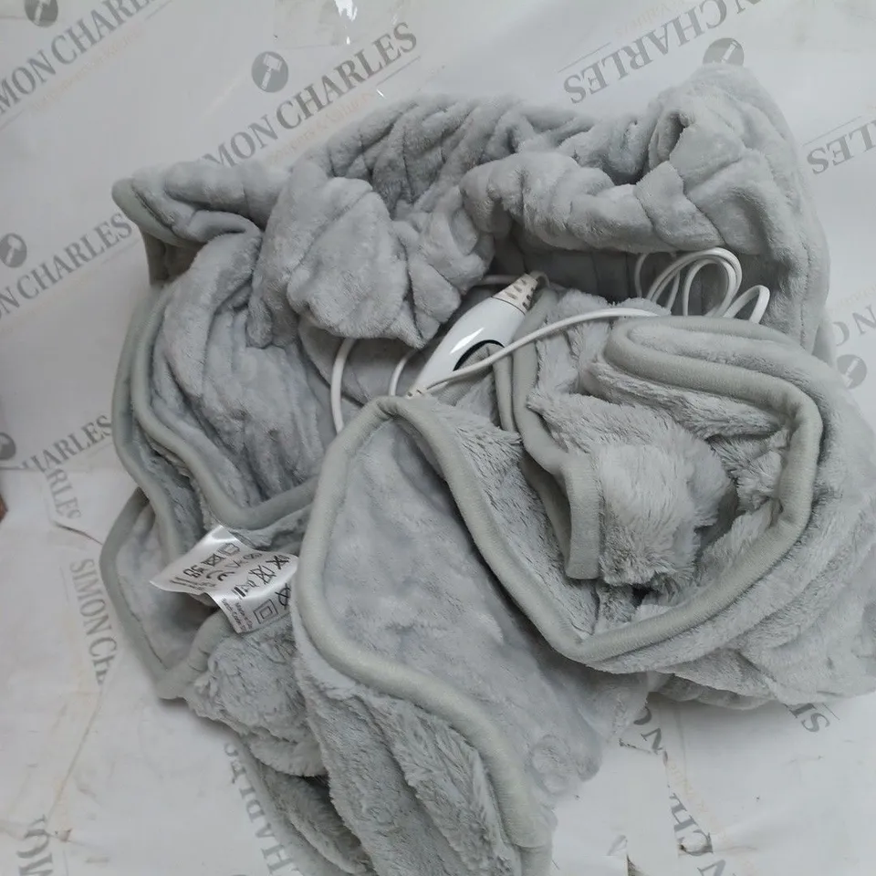COZEE HOME HEATED BLANKET IN LIGHT GREY