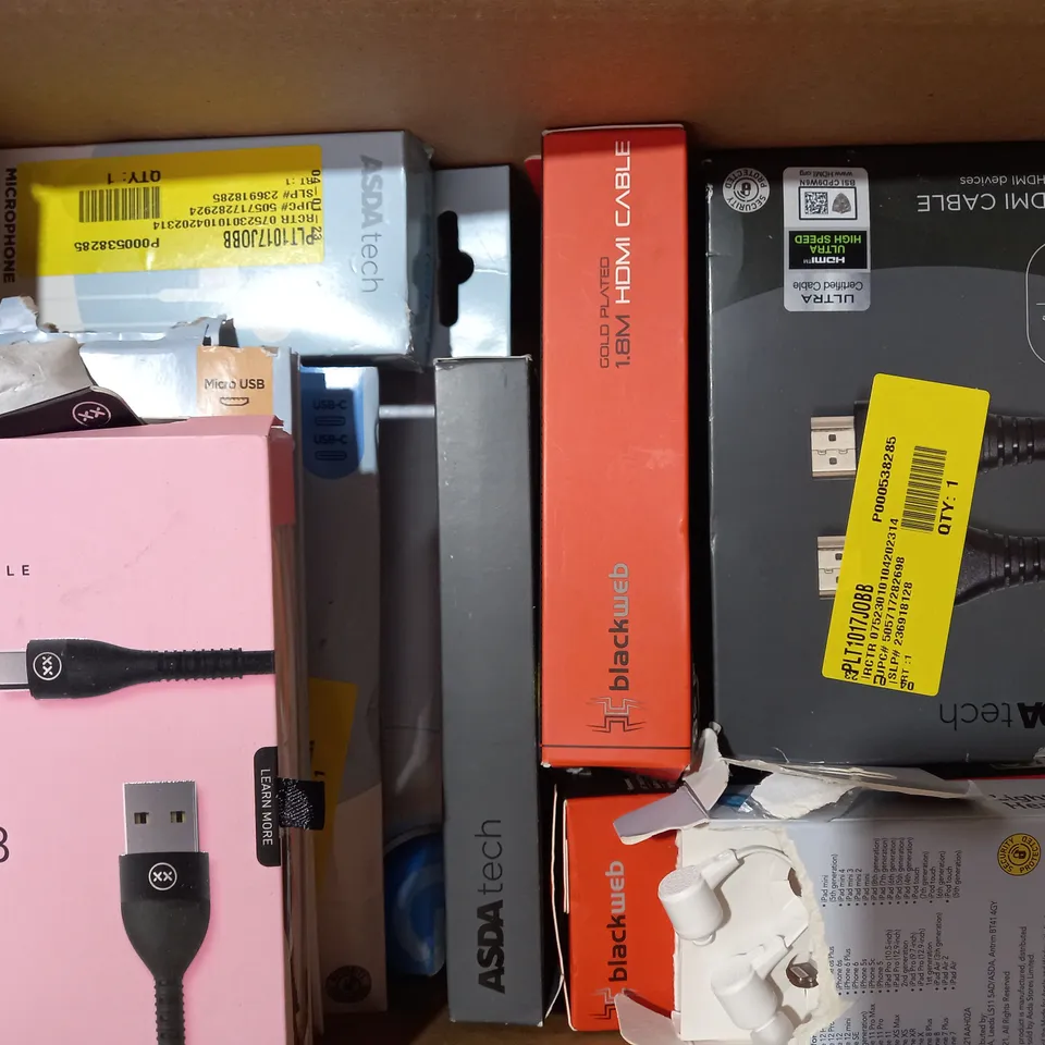 BOX OF APPROXIMATELY 15 ASSORTED ELECTRICAL ITEMS TO INCLUDE ASDA TECH SYNC AND CHARGE CABLE, BLACKWEB MICRO USB TO USB-A CABLE, STATUS 3-IN-1 SYNC AND CHARGE CABLE, ETC