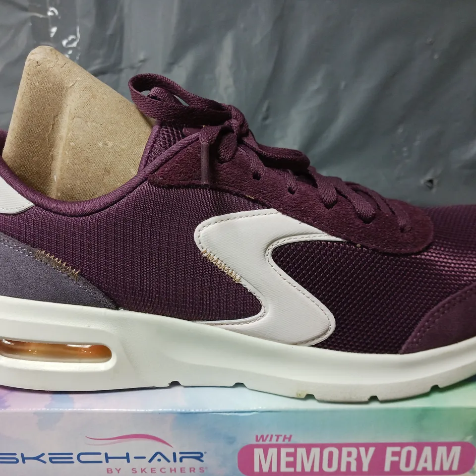 SKECHERS SKECH-AIR COURT TRAINER IN PLUM- UK 8