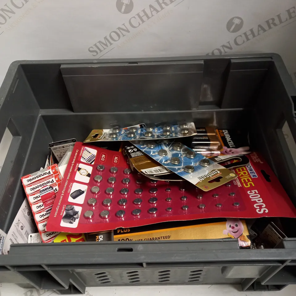 LOT TO CONTAIN APPROX. 40 ASSORTED PACKS OF BATTERIES, BRANDS AND SPECIFICATIONS MAY VARY 