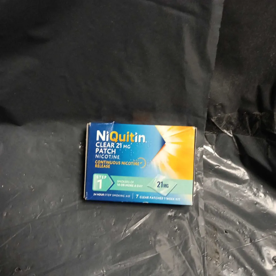 BOX OF APPROXIMATELY 20 CIGARETTE ALTENATIVES INCLUDING NICORETTE INHALATOR, NICORETTE GUM AND NIQUITIN PATCHES