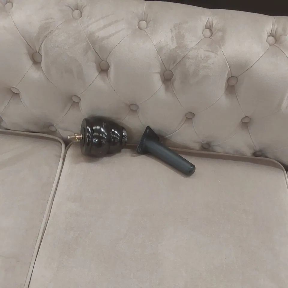 QUALITY DESIGNER VELVET UPHOLSTERED CHESTERFIELD CORNER SOFA