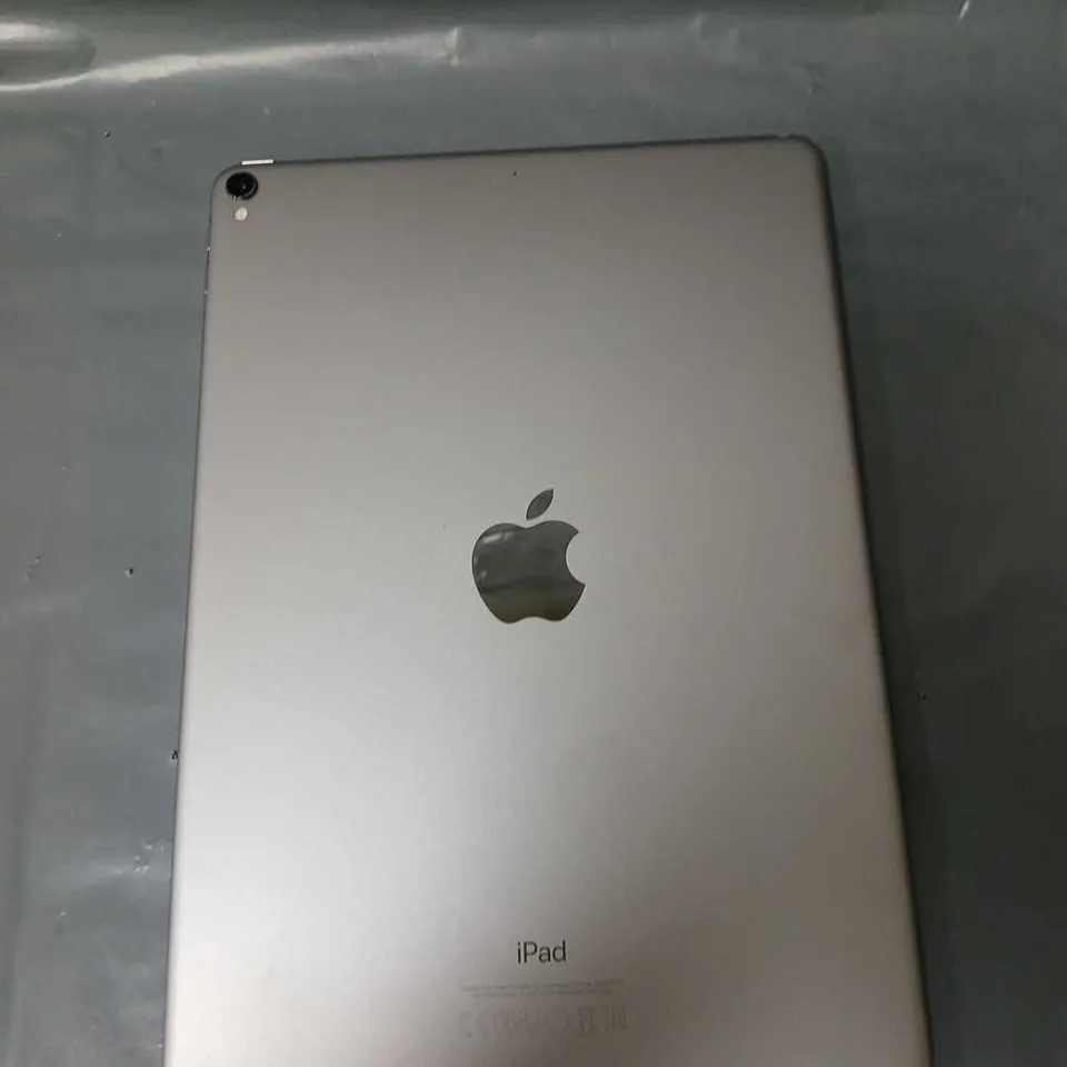 APPLE IPAD PRO 10.5INCH 64GB SILVER MQDT2B/A