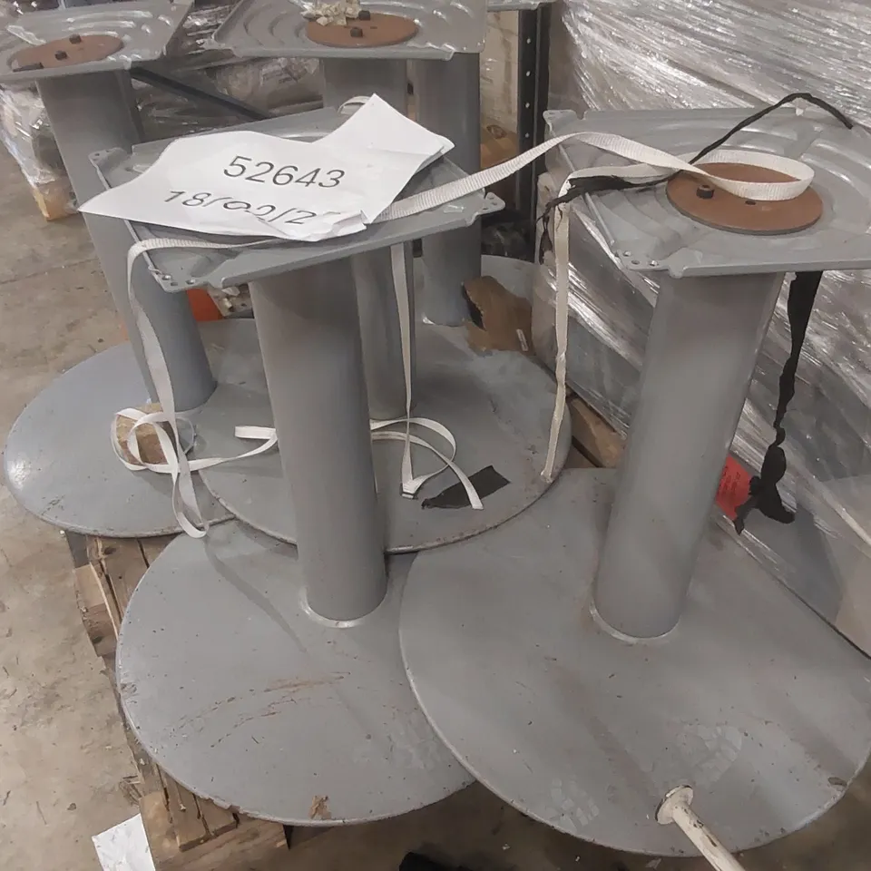 PALLET CONTAINING METAL BASE FURNITURE PARTS