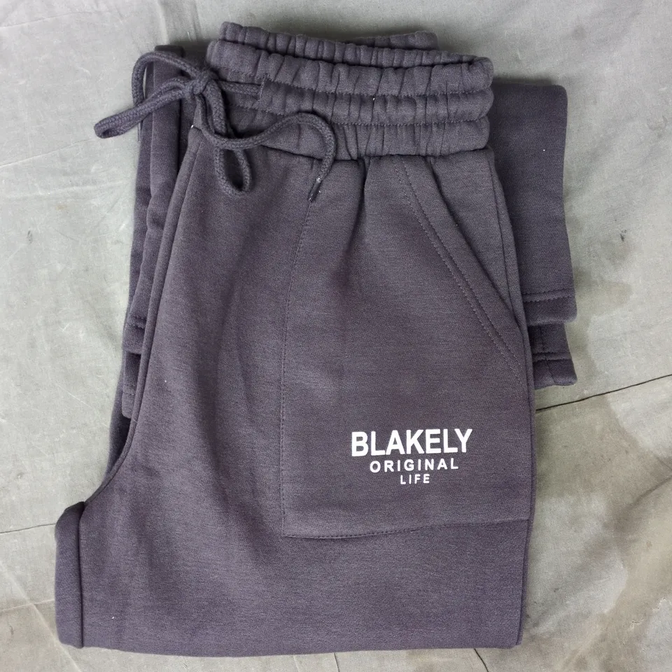 BLAKELY ORIGINAL SWEATPANTS IN PURPLE SIZE XL