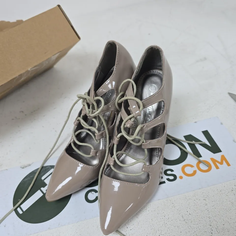 ANNE MICHELLE TAUPE LACED HEELS UK 5
