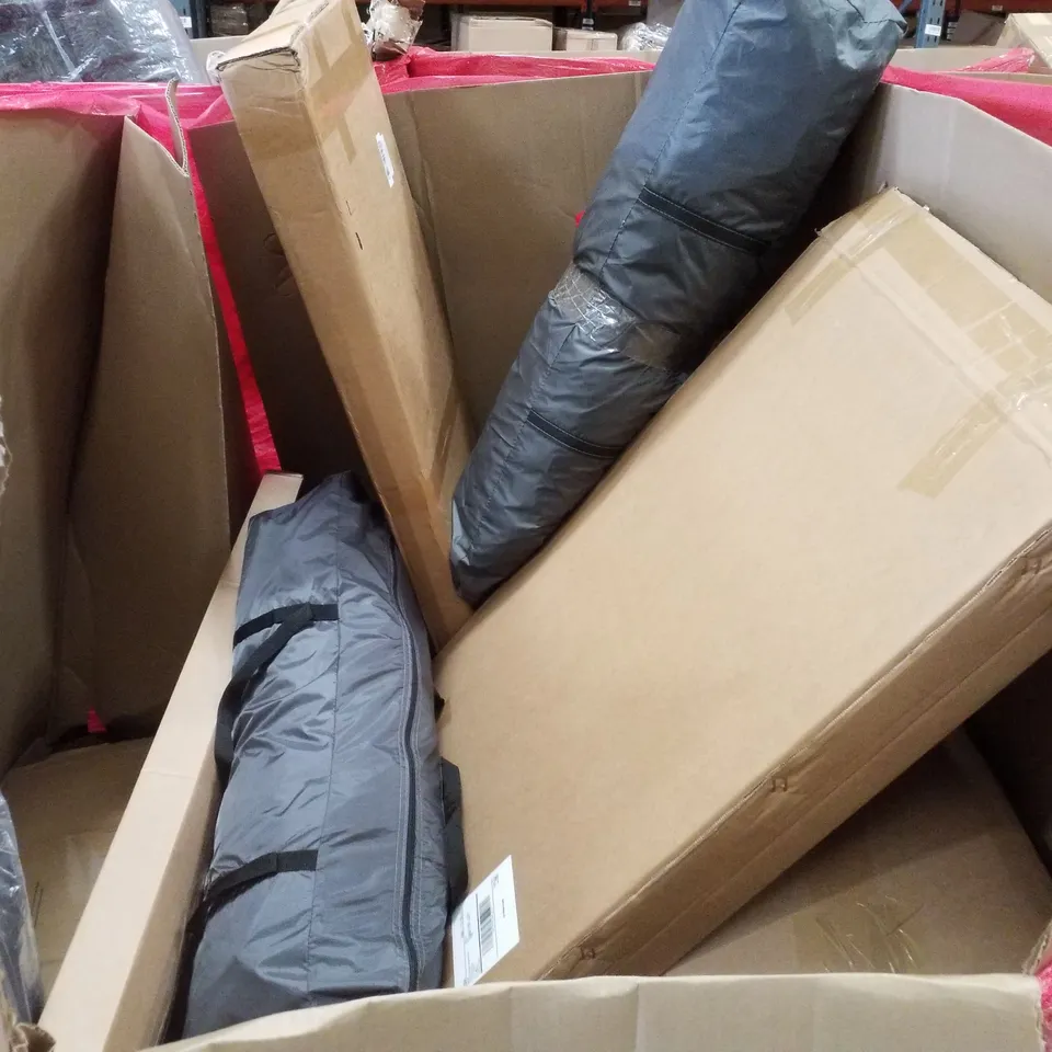 PALLET CONTAINING ASSORTED PRODUCTS INCLUDING CROQUET, KIDBLOOM, BADMINTON RACKET, CAMPING TENT & ROLLER BLIND 