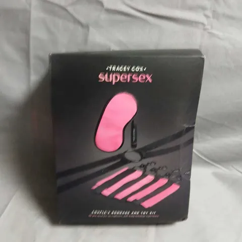 TRACEY COX SUPERSEX COUPLES BONDAGE AND TOY KIT – BOXED (ADULT TOY)