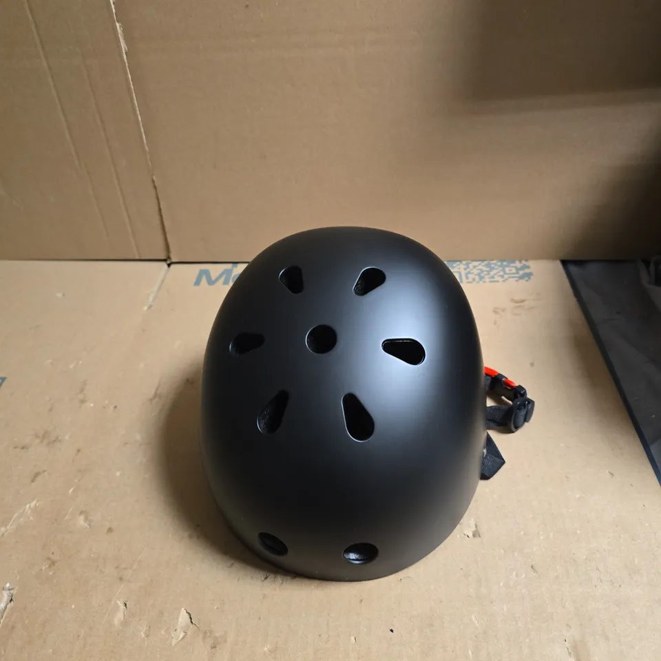 BOX OF APPROXIMATELY 20 CYCLING SAFETY HELMETS - BLACK 