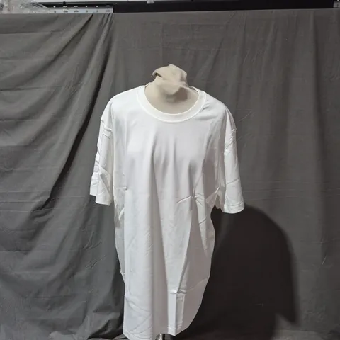 WHITE CREW-NECK T-SHIRT, SIZE XL, 50/50 COTTON-MODAL BLEND – TEXTTALE LABEL