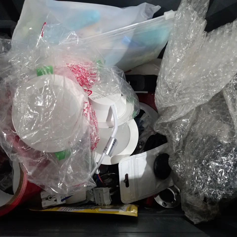 BOX OF APPROXIMATELY 8 ASSORTED ITEMS TO INCLUDE - BOBBLE REMOVER - PVC TAPE - ALERT ALARM ECT