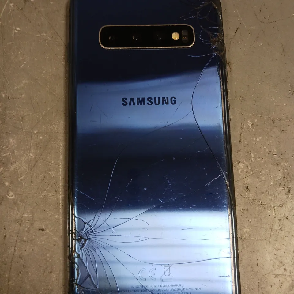 SAMSUNG GALAXY S10+ SMARTPHONE 