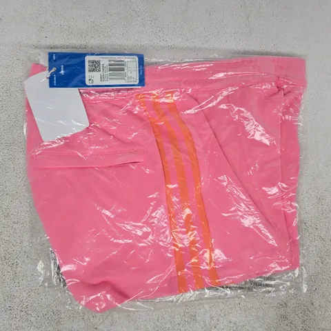 BAGGED ADIDAS CLASSIC SHORTS IN PINK/ORANGE SIZE UK XS
