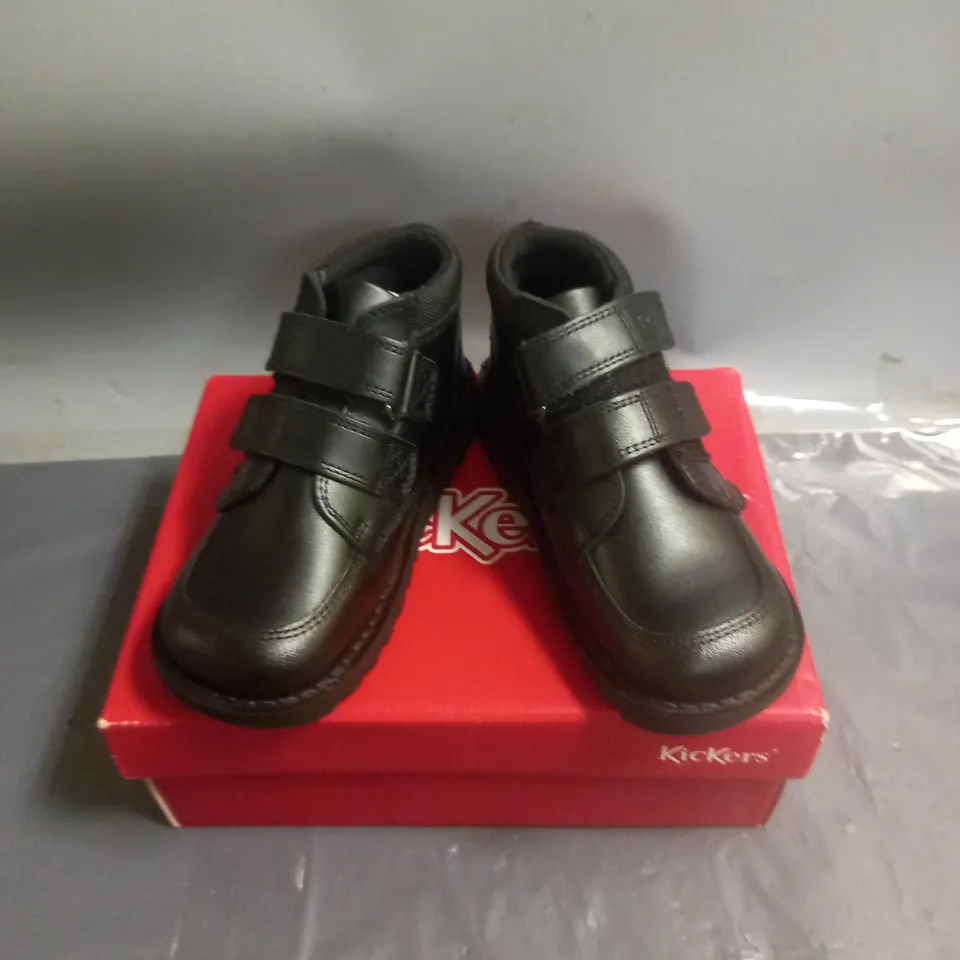 KICKERS KIDS VELCRO FASTENING SHOES BLACK SIZE 28