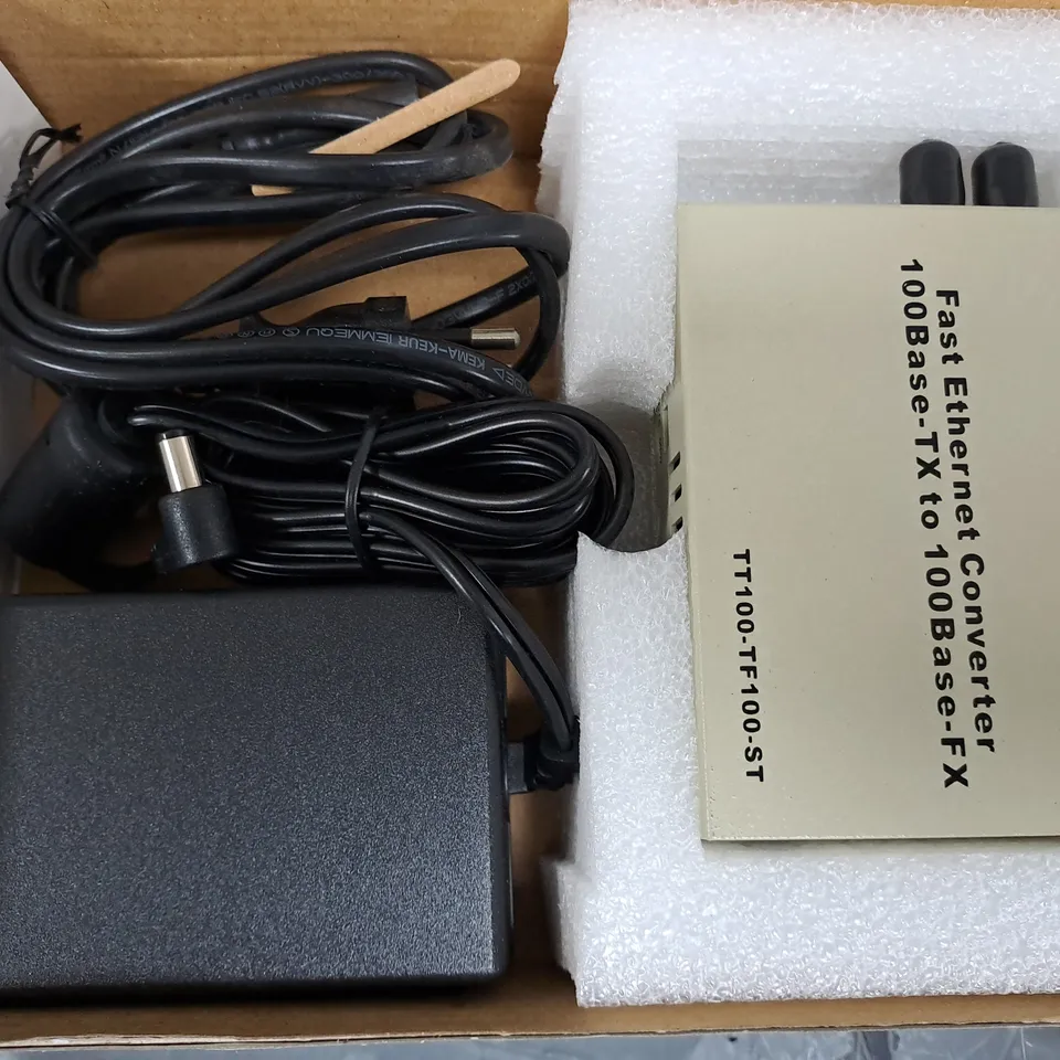 BOXED DYNAMODE FAST ETHERNET CONVERTER