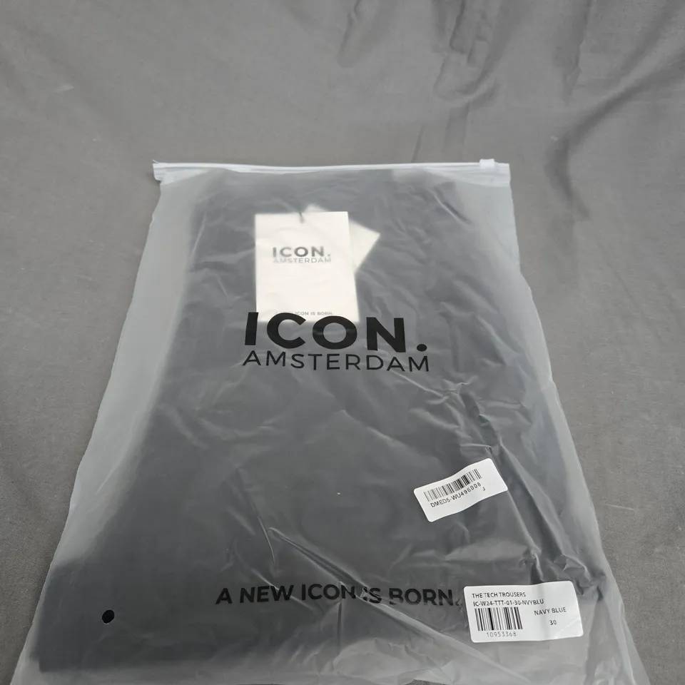 BAGGED ICON AMSTERDAM THE TECH TROUSERS SIZE W30