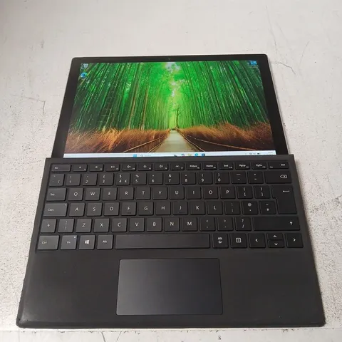 MICROSOFT SURFACE PRO TABLET 