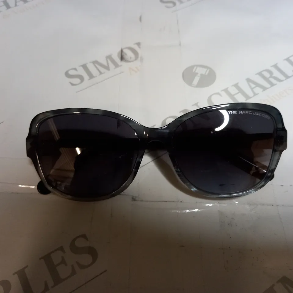 MARC JACOBS  WOMENS HAVANA GREY SUNGLASSES