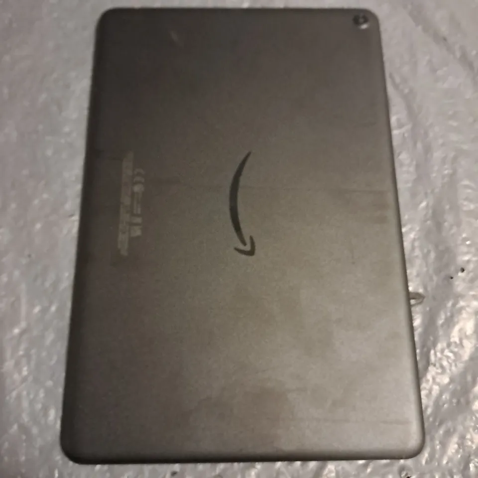 UNBOXED AMAZON FIRE TABLET - TG425K